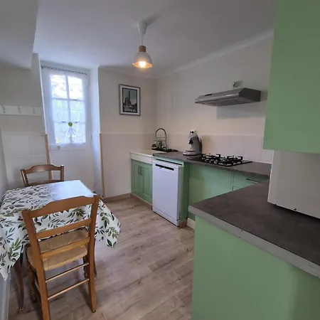 Prázdninový dům Petite Maison Avec Jardin A Bagnoles De L'orne